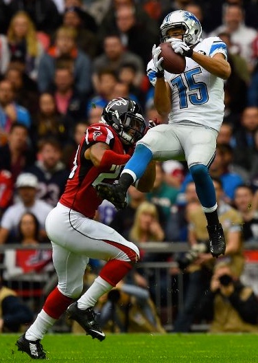 LONDON, ENGLAND - OCTOBER 26: Golden Tate #15 of the Detroit Lions catches a pass during the NFL match between Detroit Lions and Atlanta Falcons at Wembley Stadium on October 26, 2014 in London, England. (Photo by Mike Hewitt/Getty Images)